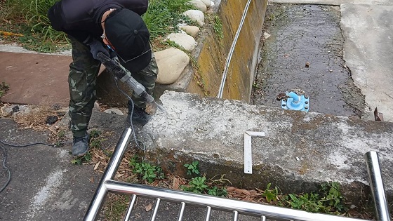台中市南屯區白鐵護欄工程