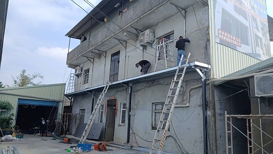 南投草屯鎮搭建白鐵平台工程