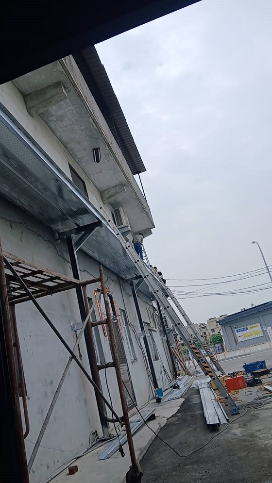南投草屯鎮搭建白鐵平台工程