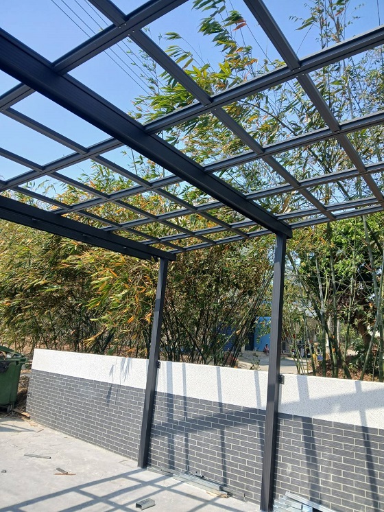 彰化縣福興鄉施作採光罩工程